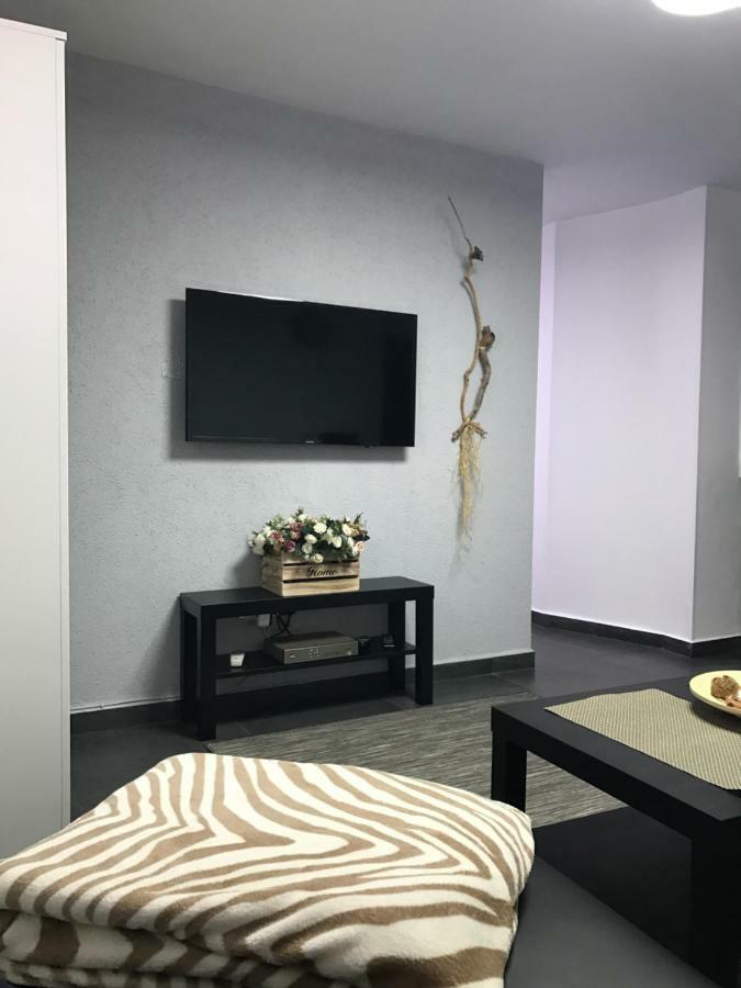 Apartment Cozy Modern Near The Sea In Center