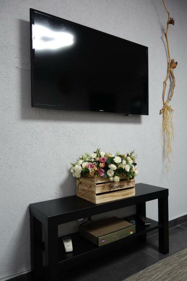 Apartment Cozy Modern Near The Sea In Center *